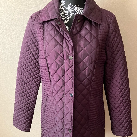 Calvin Klein Jackets & Blazers - MED CALVIN KLEIN PURPLE ZIPPER AND SNAP 3 POCKET COAT IN LIKE NEW CONDITION